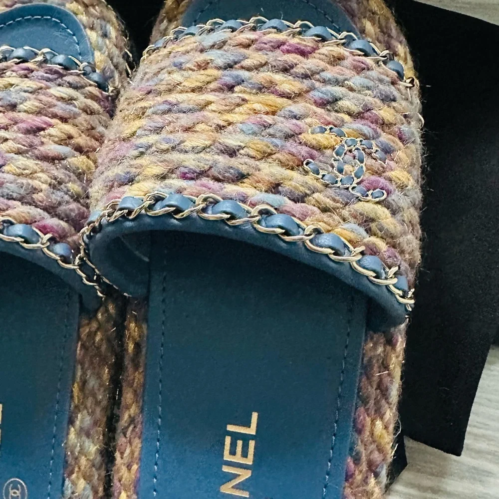 Chanel multicolor blue purple tweed leather CC chain mules sandals NEW WITH BOX - Picture 10 of 11